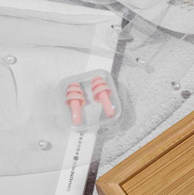 Christmas Tree Waterproof Silicone Earplugs for Sleep